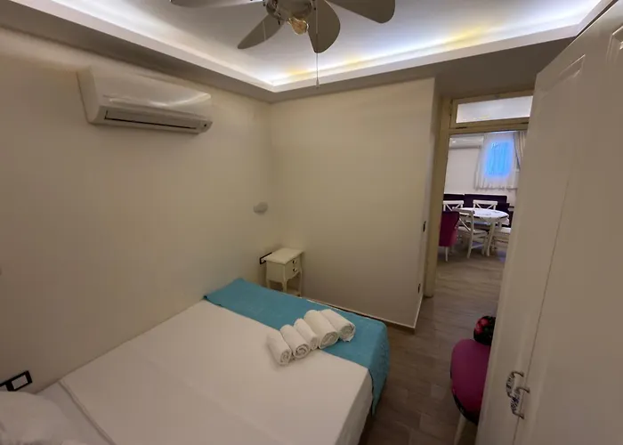 Апартаменти Kale Tas Чешме