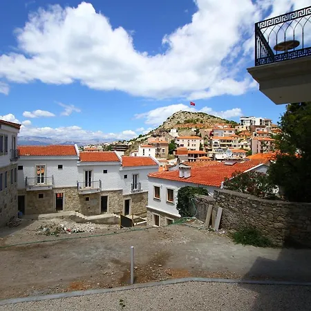 Kale Tas Apart Cesme